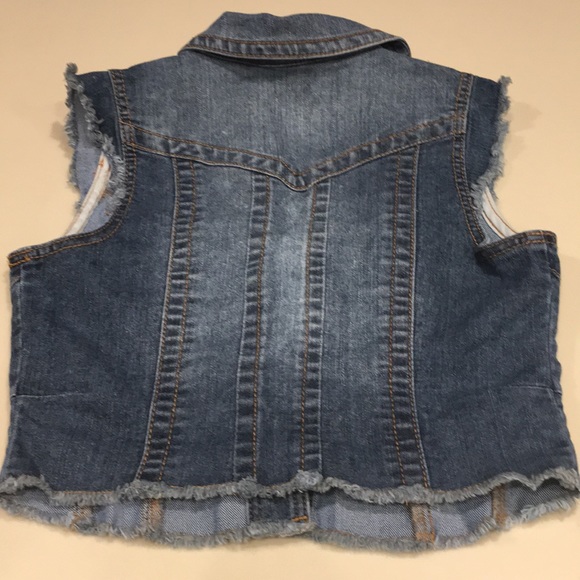 Denim jean sleeveless vest - Picture 3 of 3